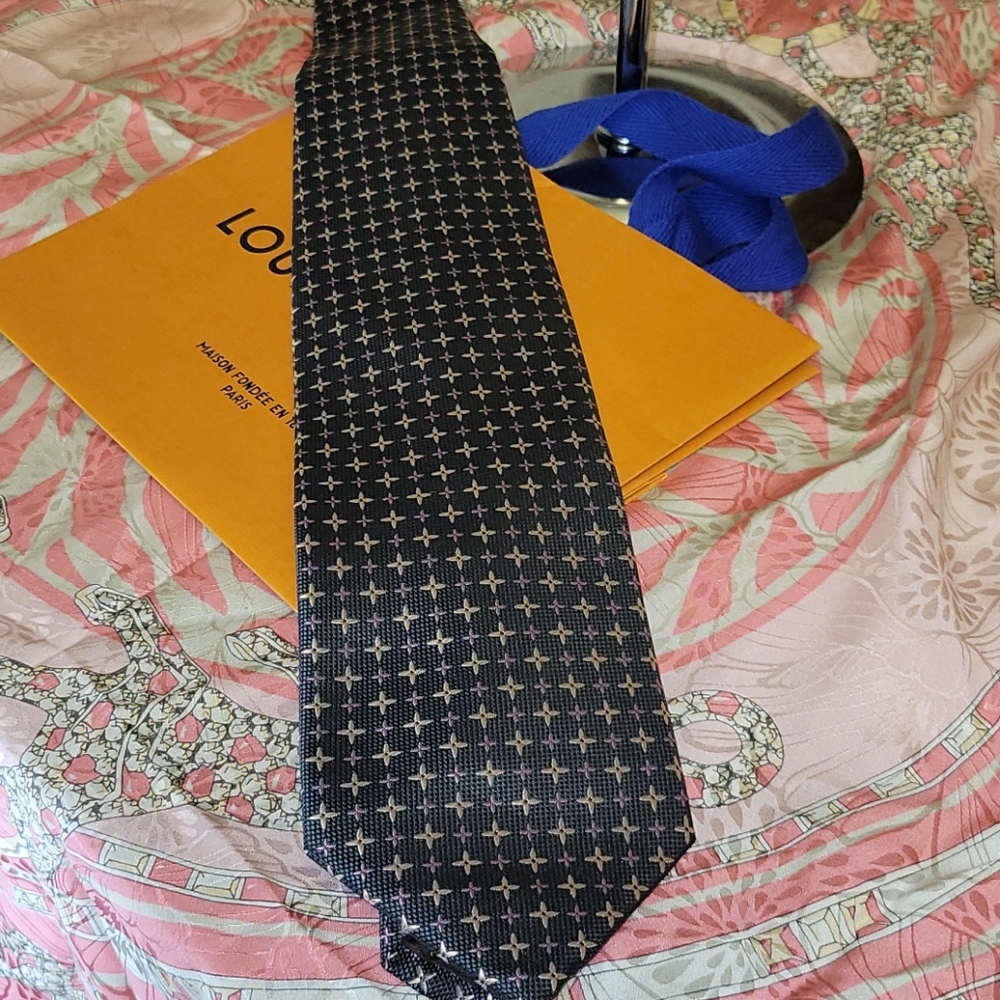 Louis Vuitton silk Necktie